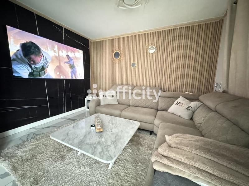 Maison - 103 m² - 5 pièces