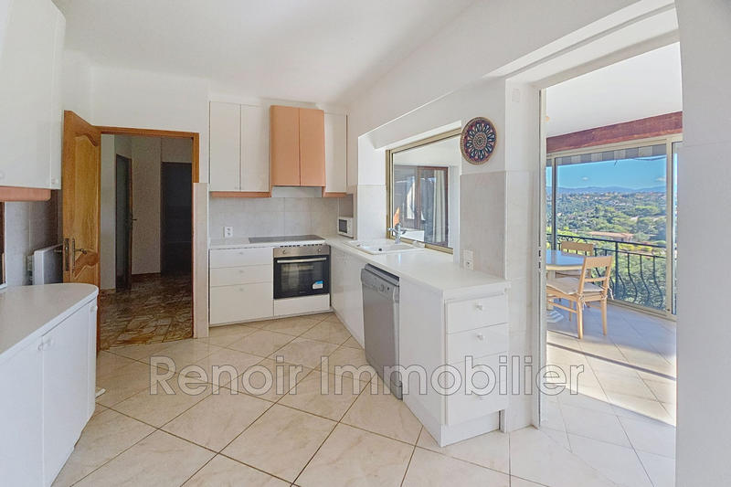 Appartement - 93 m² - 3 pièces