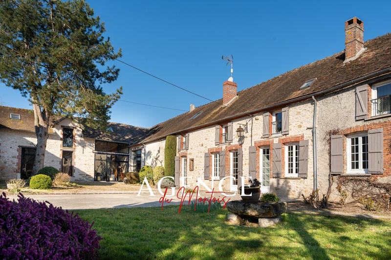 Maison - 276 m² - 11 pièces