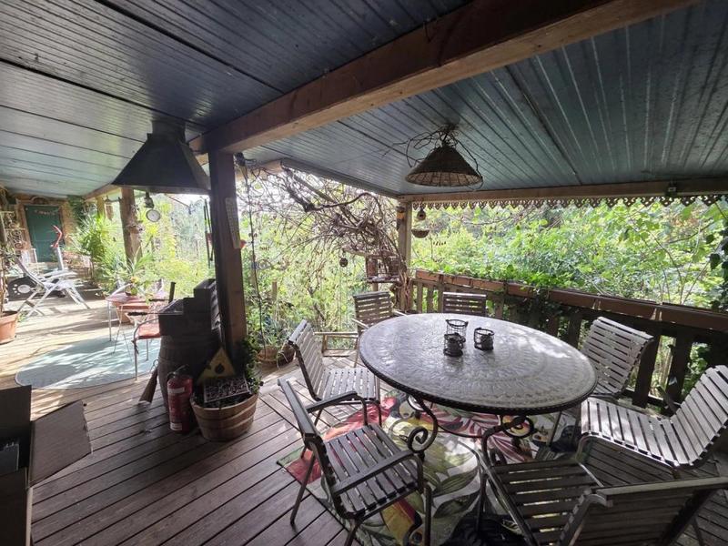 Maison - 210 m² - 6 pièces