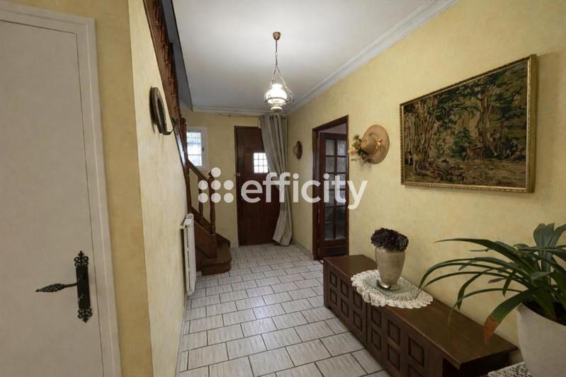 Maison - 120 m² - 7 pièces