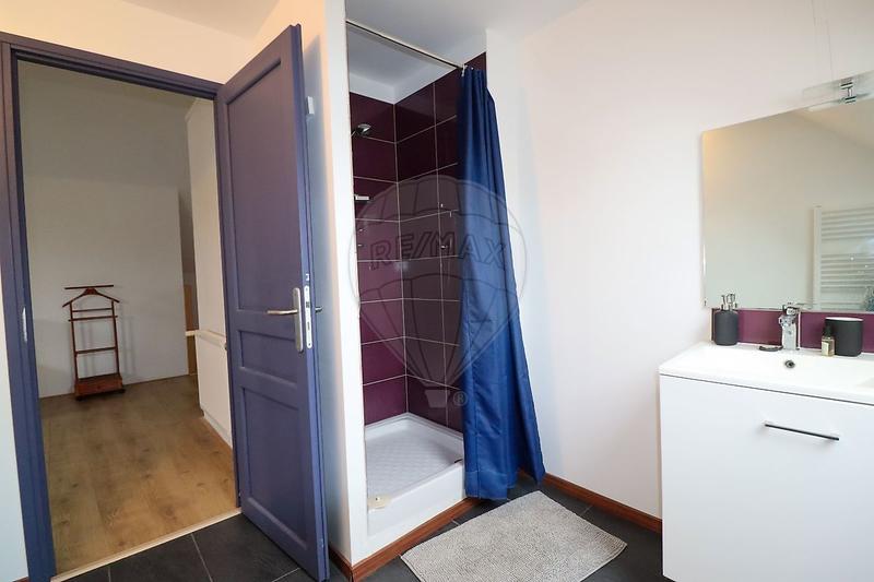 Maison ancienne - 210 m² - 7 pièces