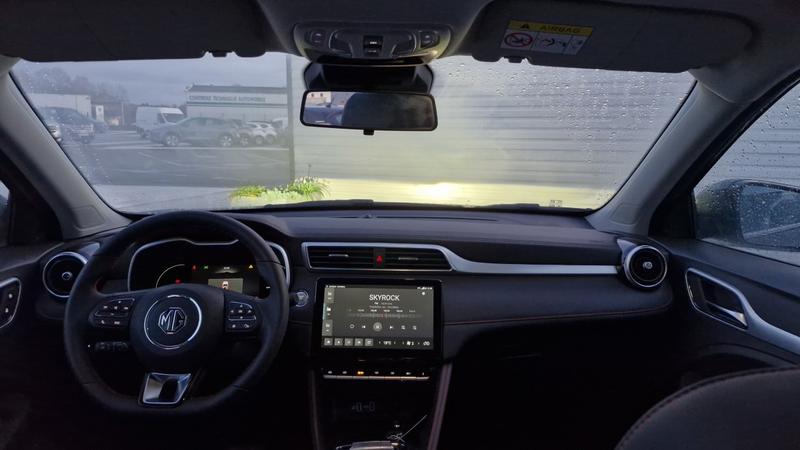 Mg Zs Electrique Luxury