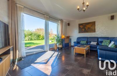 Maison - 192 m² - 9 pièces