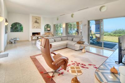 Villa - 400 m² - 6 pièces