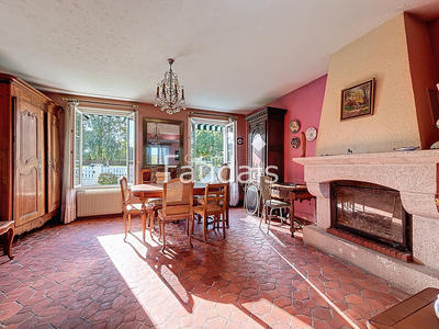 Maison - 81 m² - 5 pièces