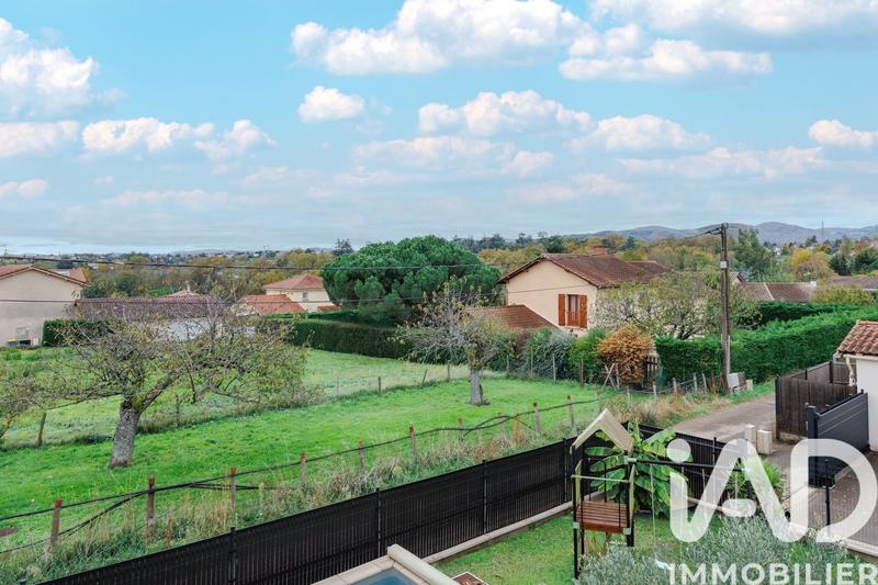 Maison - 91 m² - 4 pièces