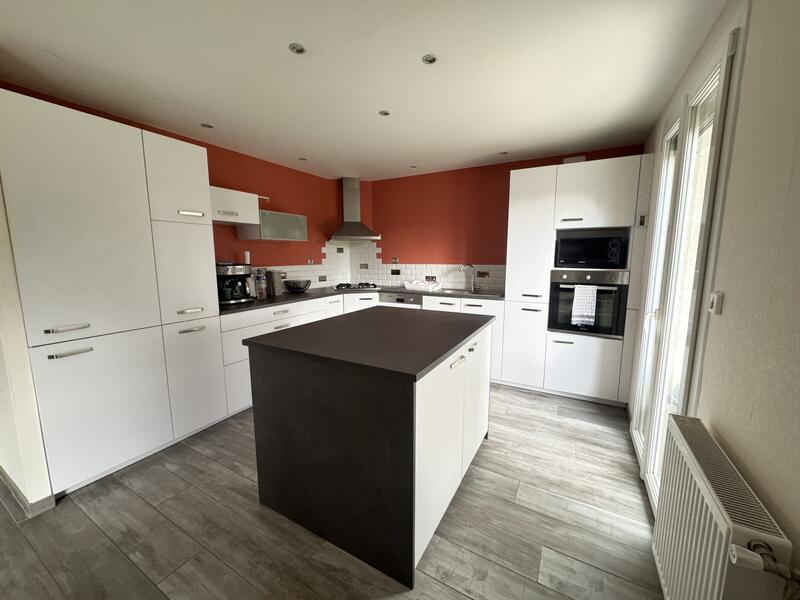 Maison ancienne - 123 m² - 6 pièces