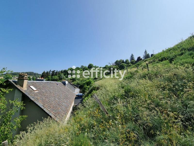 Maison - 90 m² - 6 pièces