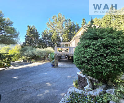 Villa - 152 m² - 8 pièces