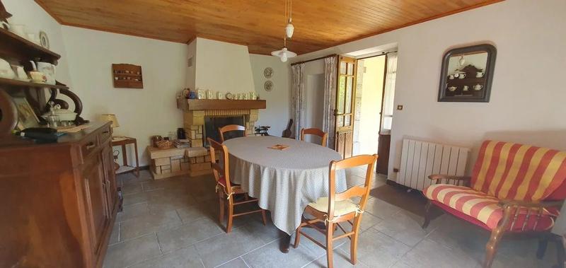 Maison traditionnelle - 100 m² - 5 pièces