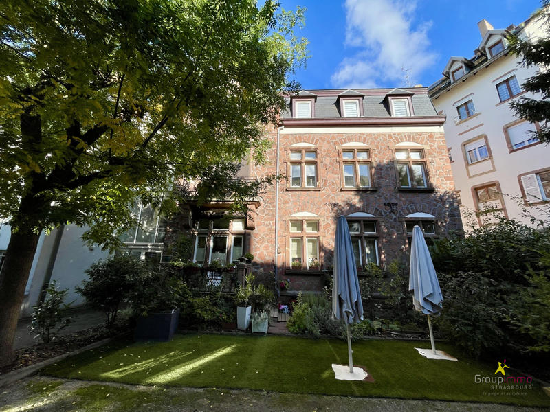 Local d'activités - 82 m² - 4 pièces