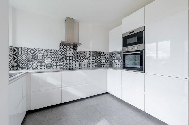 Appartement - 85 m² - 4 pièces