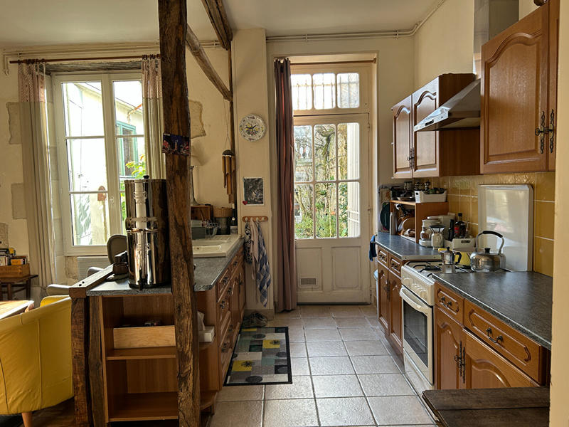 Maison - 205 m² - 6 pièces