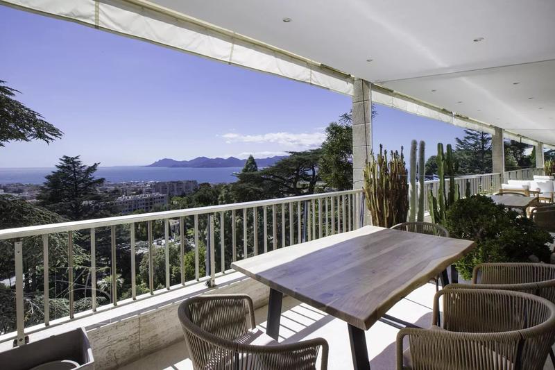 Appartement - 113 m² - 4 pièces