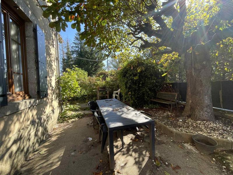 Maison - 160 m² - 9 pièces