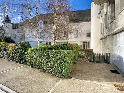 Appartement - 90 m² - 4 pièces