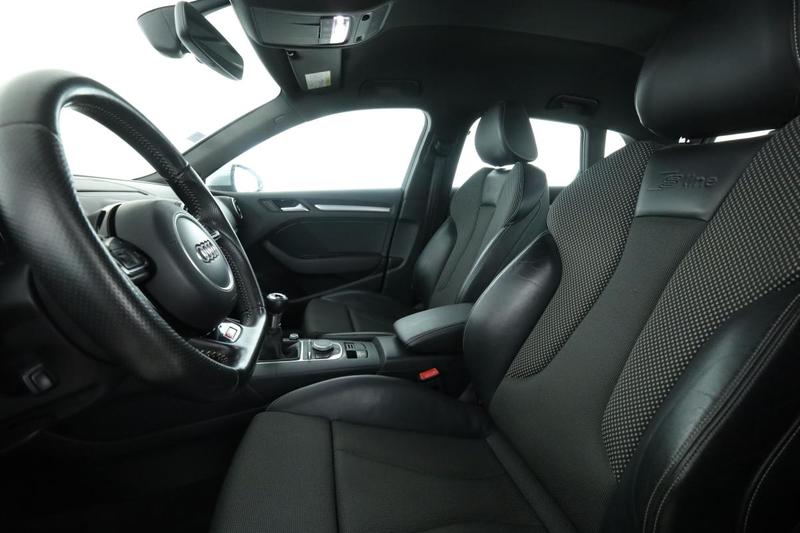 Audi A3 sportback 1.6 Tdi s line 110 ch