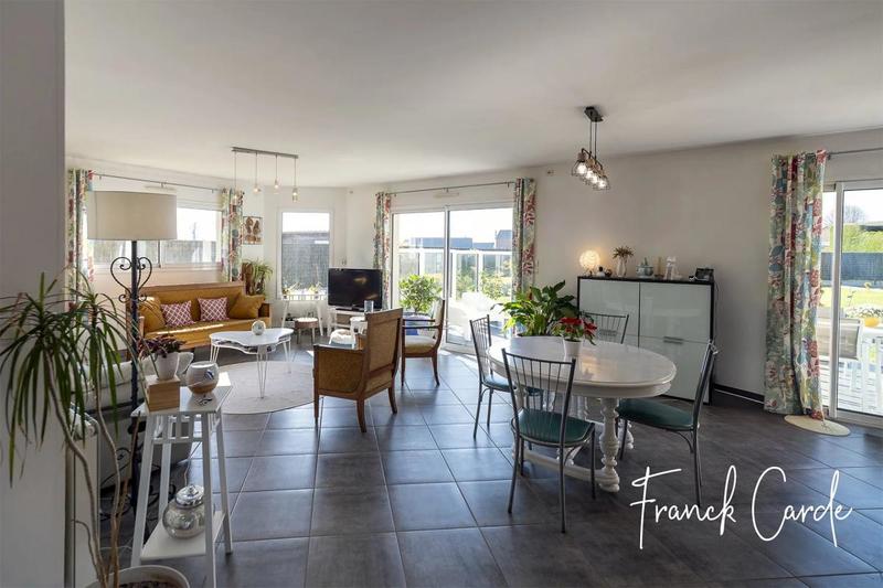 Maison - 159 m² - 8 pièces