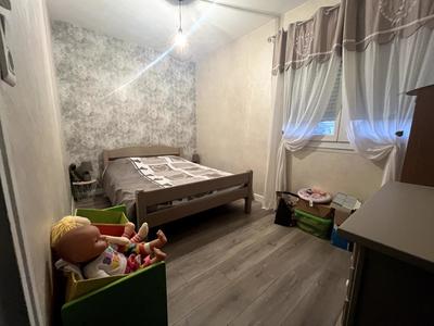 Maison - 85 m² - 5 pièces