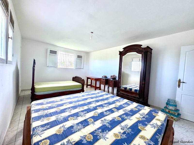 Maison - 362 m² - 8 pièces