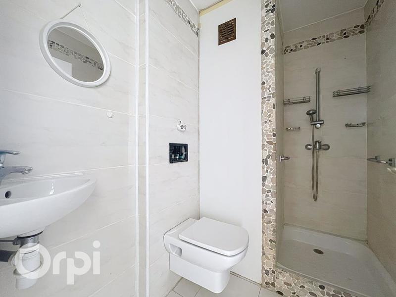 Appartement - 96 m² - 4 pièces