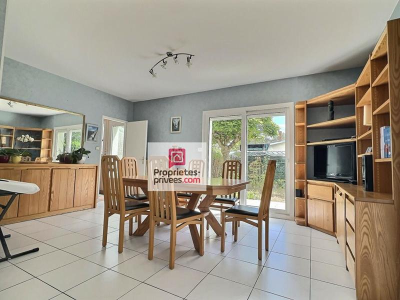 Maison - 135 m² - 6 pièces