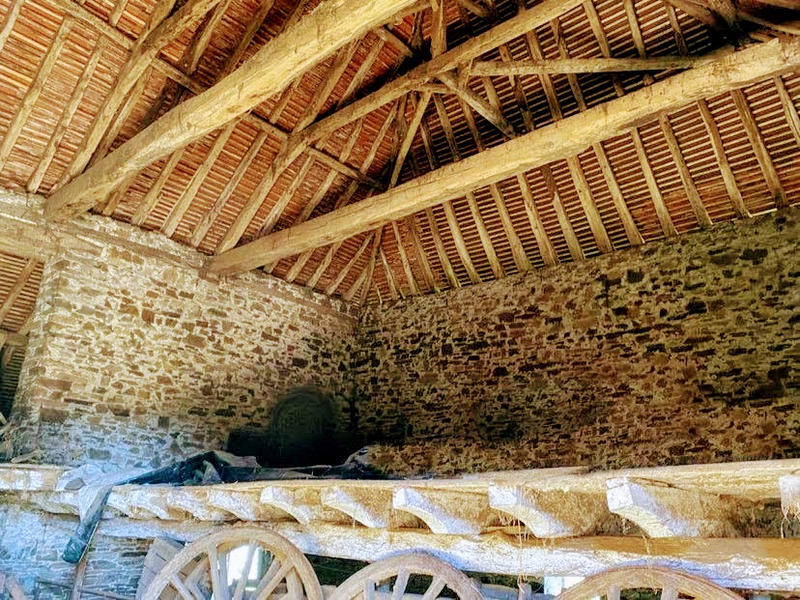 Corps de ferme - 100 m² - 4 pièces