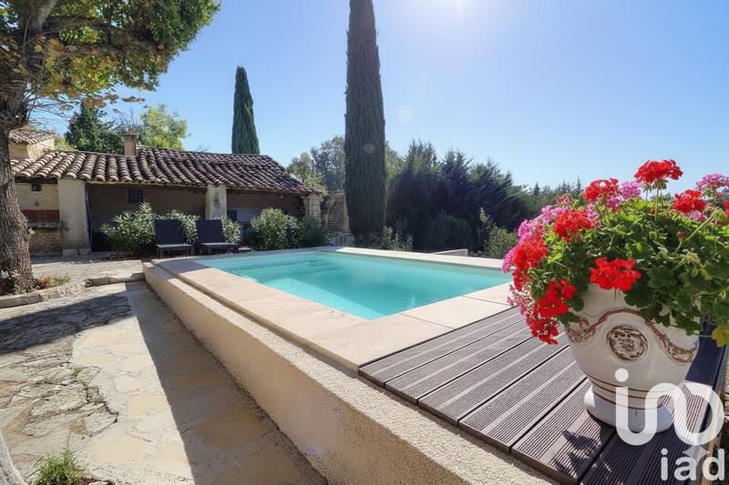 Maison - 203 m² - 7 pièces