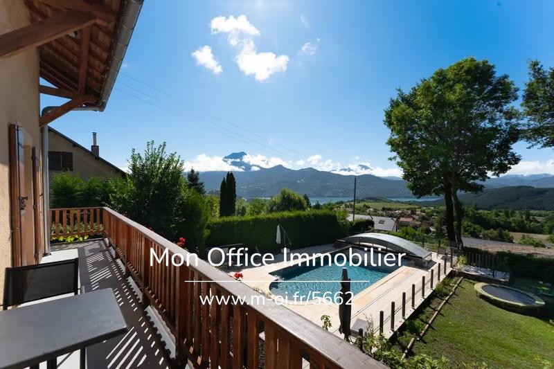 Maison - 400 m² - 17 pièces