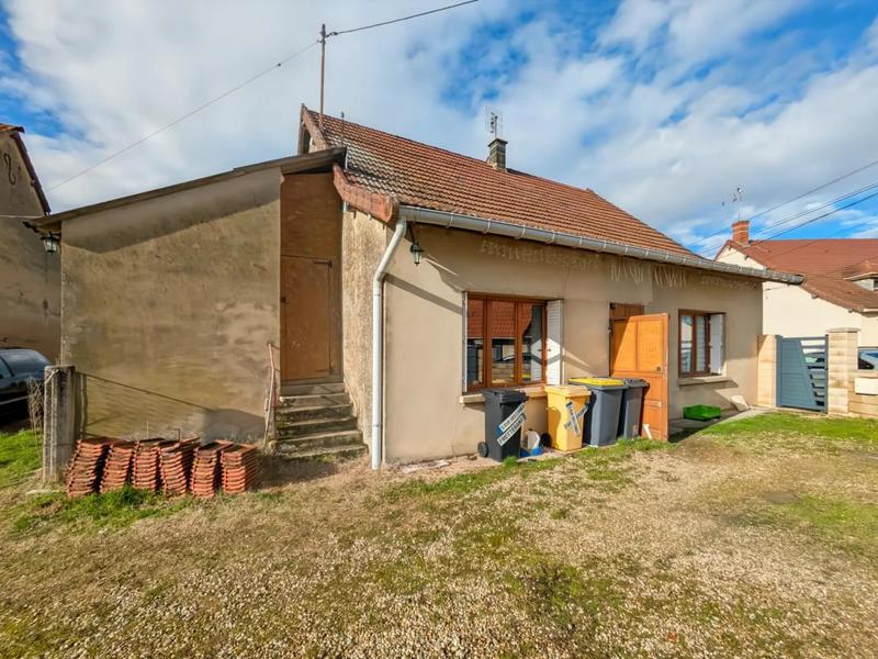 Maison - 110 m² - 4 pièces