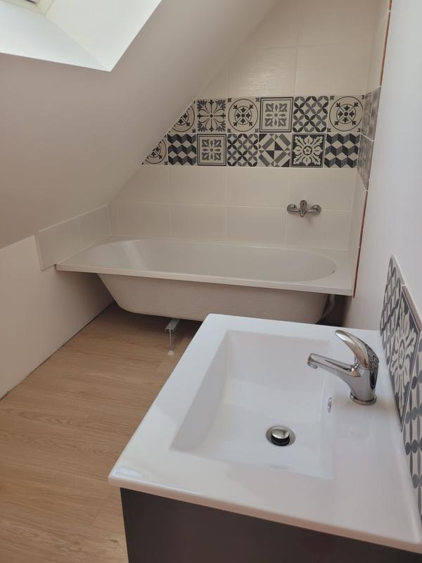 Maison ancienne - 222 m² - 7 pièces