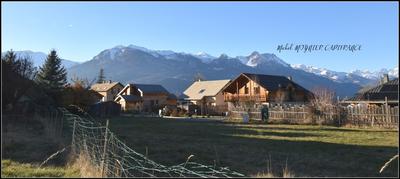 Terrain constructible - 1 309 m²