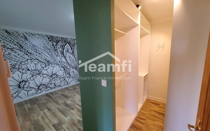 Villa - 183 m² - 6 pièces