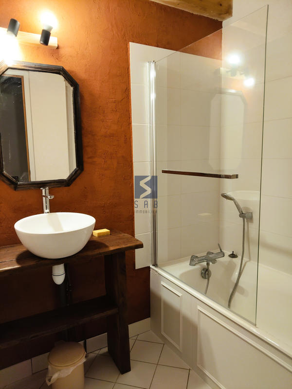 Propriété - 165 m² - 6 pièces