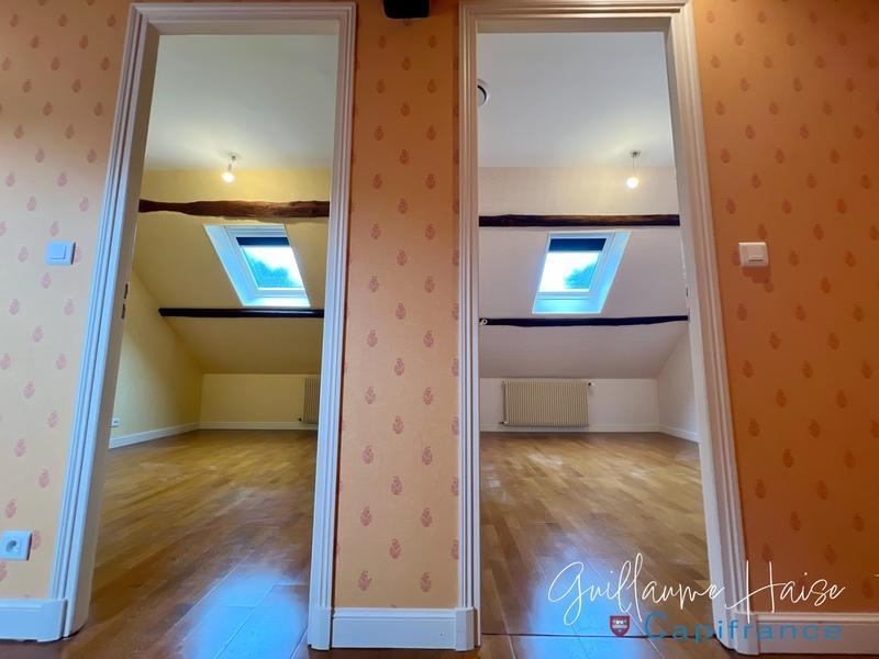 Propriété - 248 m² - 6 pièces