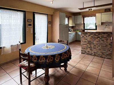 Maison - 169 m² - 7 pièces