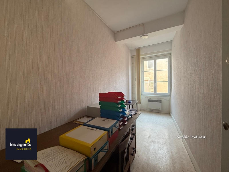 Maison - 245 m² - 7 pièces