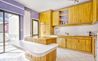 Maison - 230 m² - 4 pièces