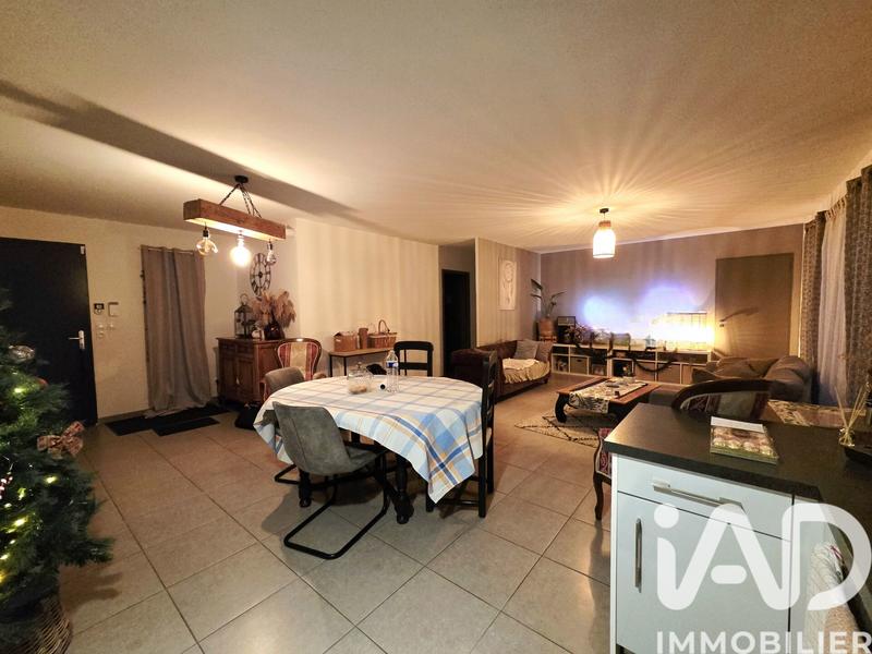 Maison - 104 m² - 5 pièces