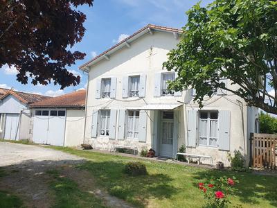 Maison - 135 m² - 5 pièces