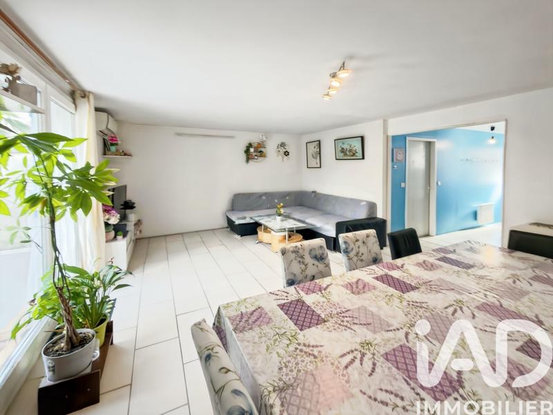 Maison - 85 m² - 5 pièces