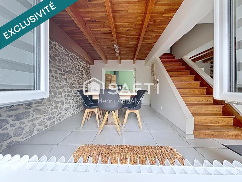 Maison - 110 m² - 5 pièces