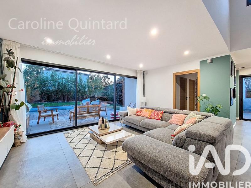 Maison - 140 m² - 5 pièces