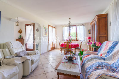 Villa - 122 m² - 5 pièces