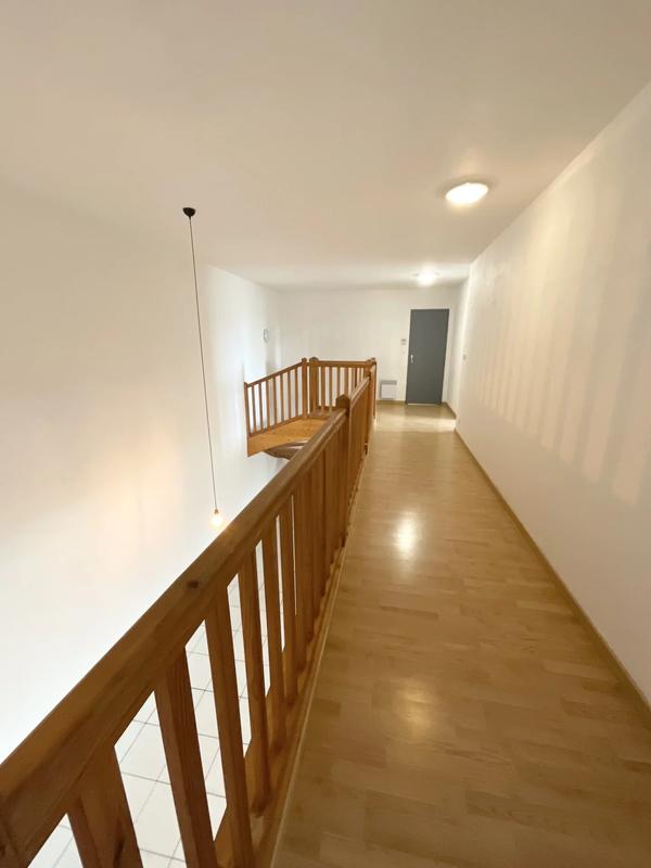 Appartement - 140 m² - 5 pièces