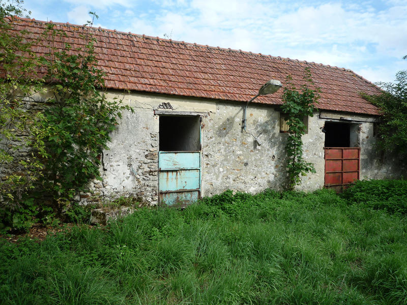 Propriété - 230 m² - 11 pièces