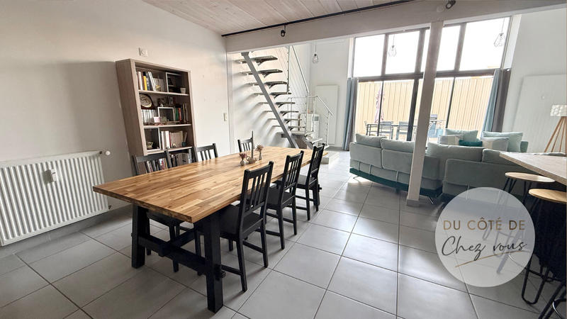 Loft - 148 m² - 5 pièces