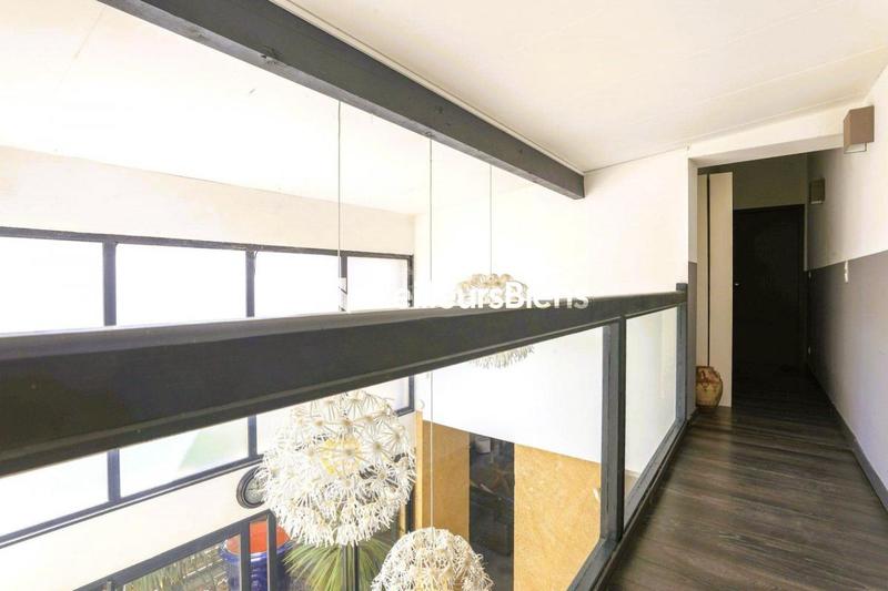 Propriété - 190 m² - 6 pièces