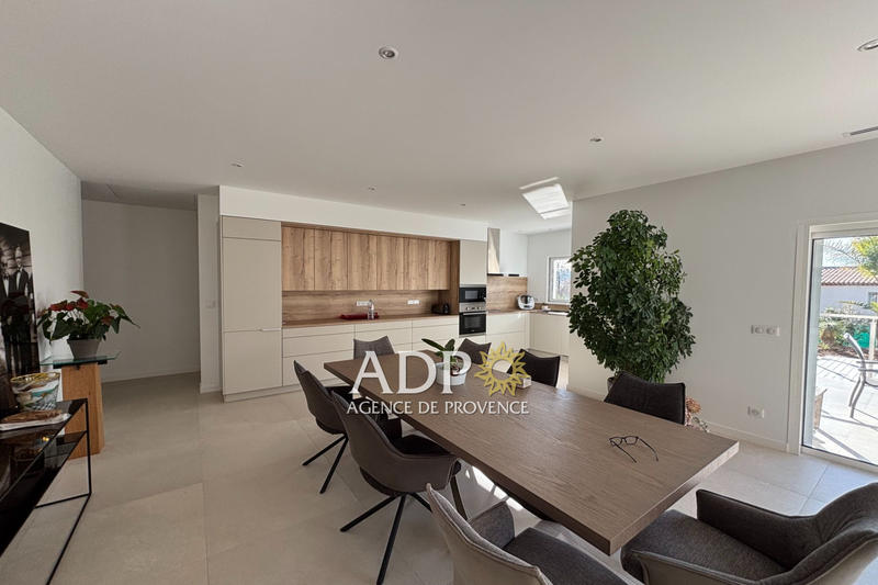 Maison - 128 m² - 4 pièces